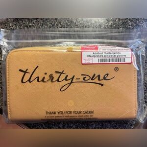NEW Thirty-One All About the Benjamin’s Wallet Honey Yellow